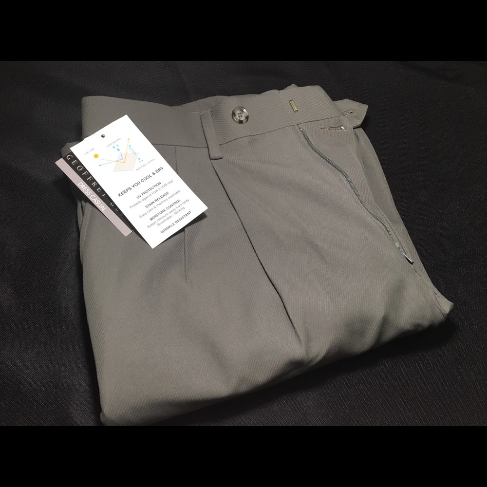 Geoffrey Been Tarragon color pants